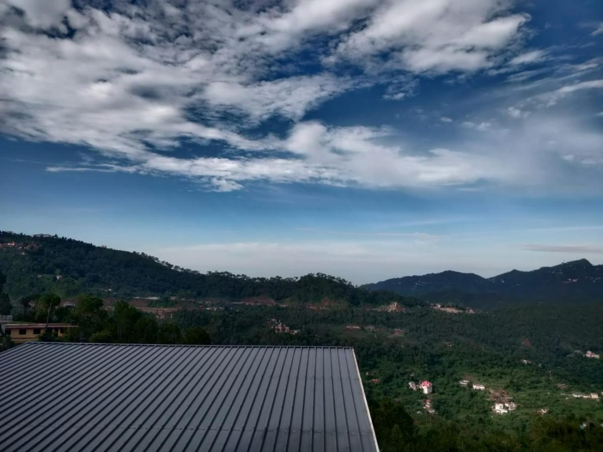 Hotel Le Halcyon , Kasauli Solan Dış mekan fotoğraf