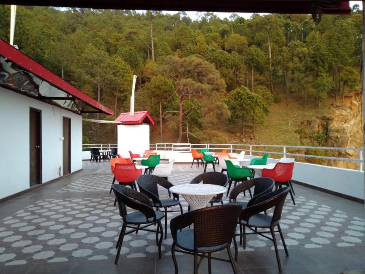Hotel Le Halcyon , Kasauli Solan Dış mekan fotoğraf